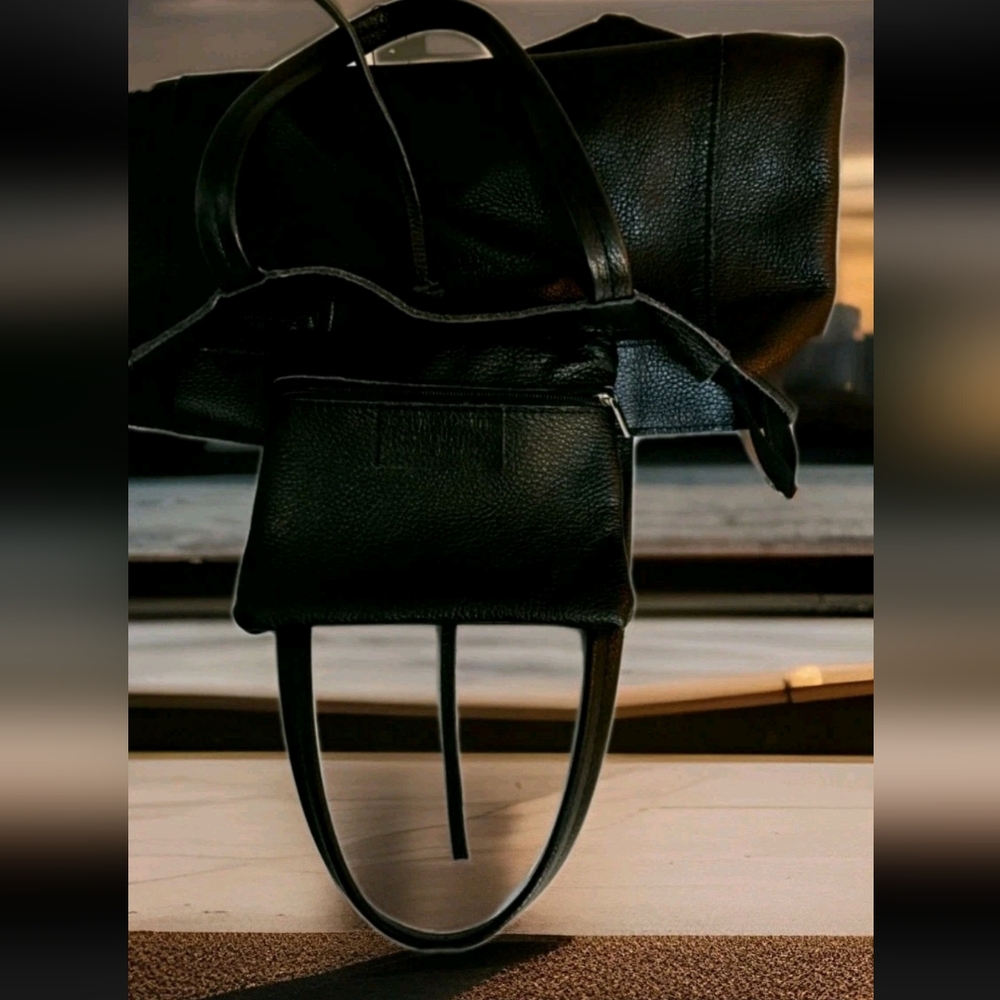 Borse In Pelle Tote black, Soft  Pebble Leather, Zip Pocket, Made in Italy - Picture 4 of 7